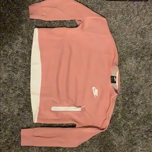 Long sleeve pink nike shirt